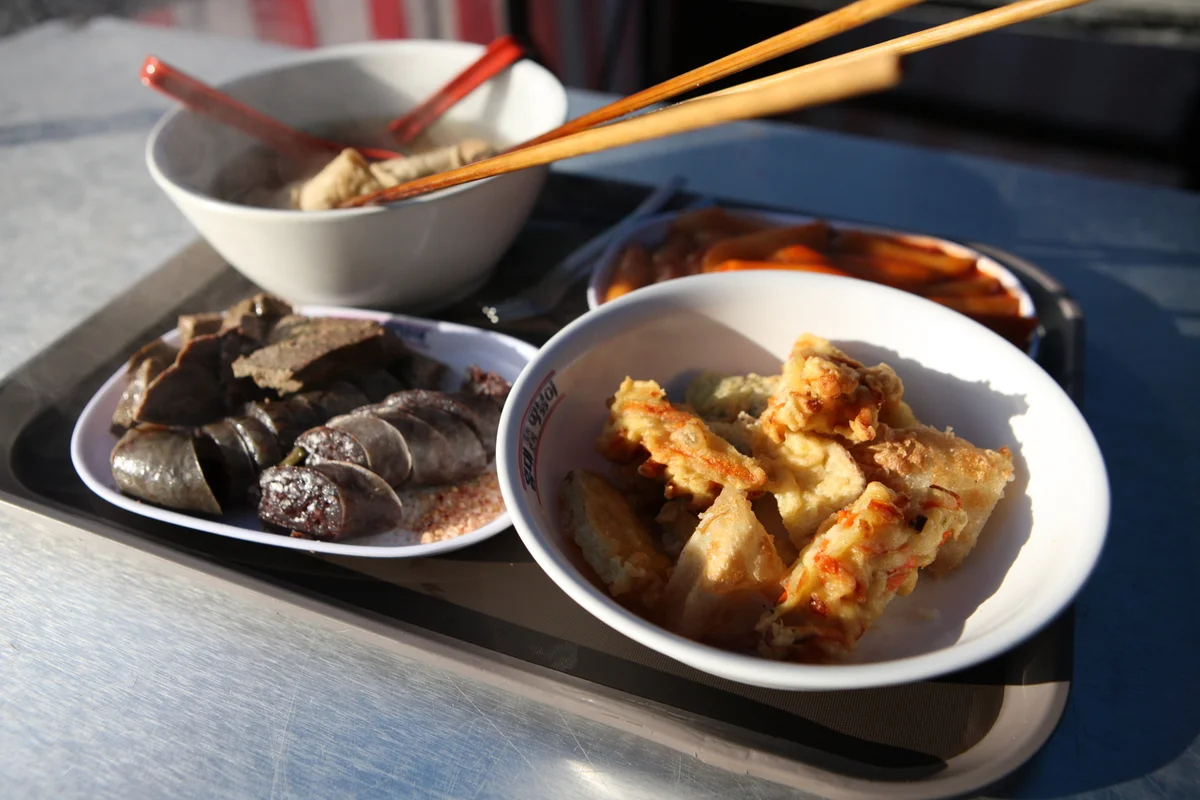 홍대 아이와 함께 (출처 : 한국관광공사)