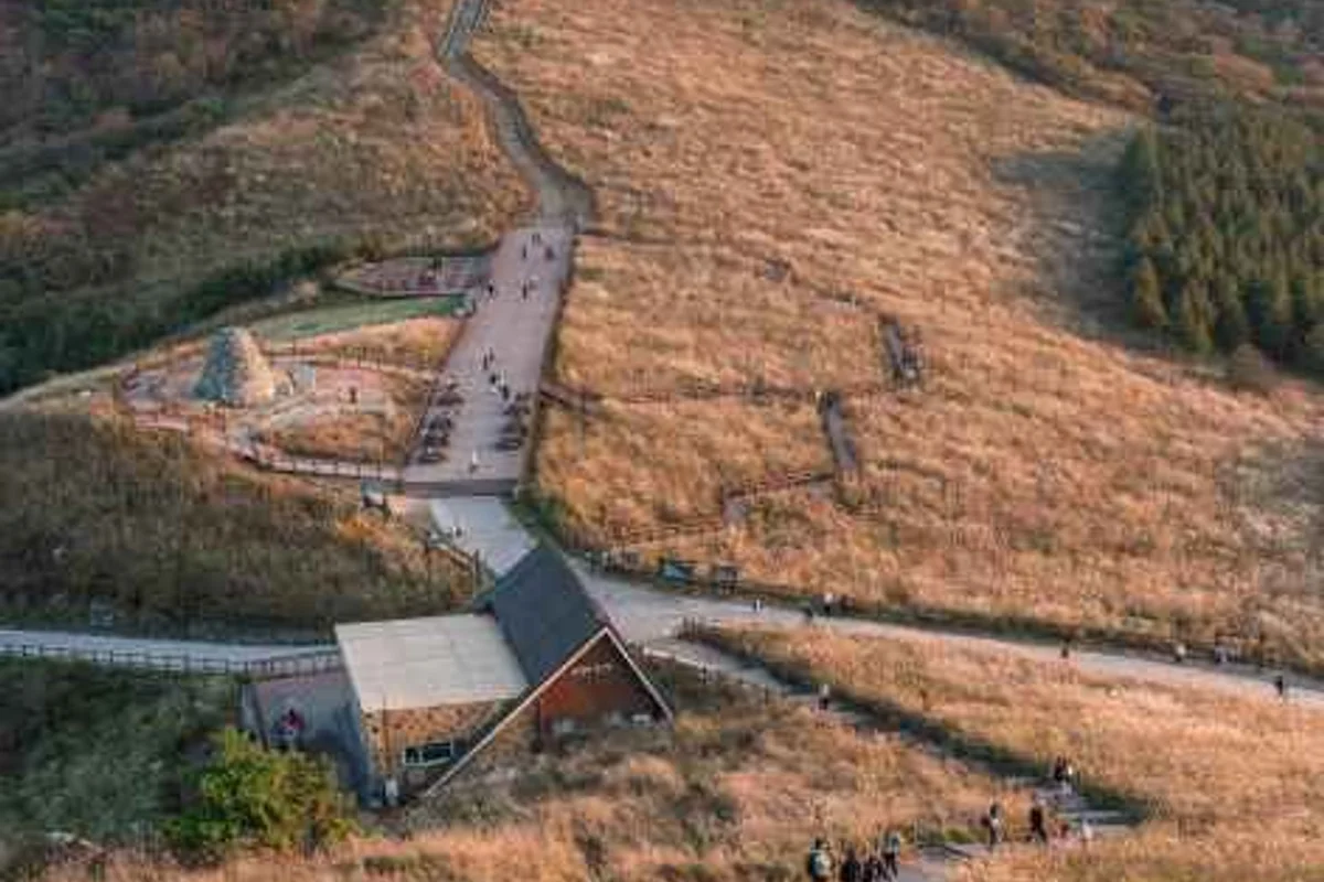 거제바람의언덕 산책로 (출처 : 한국관광공사)