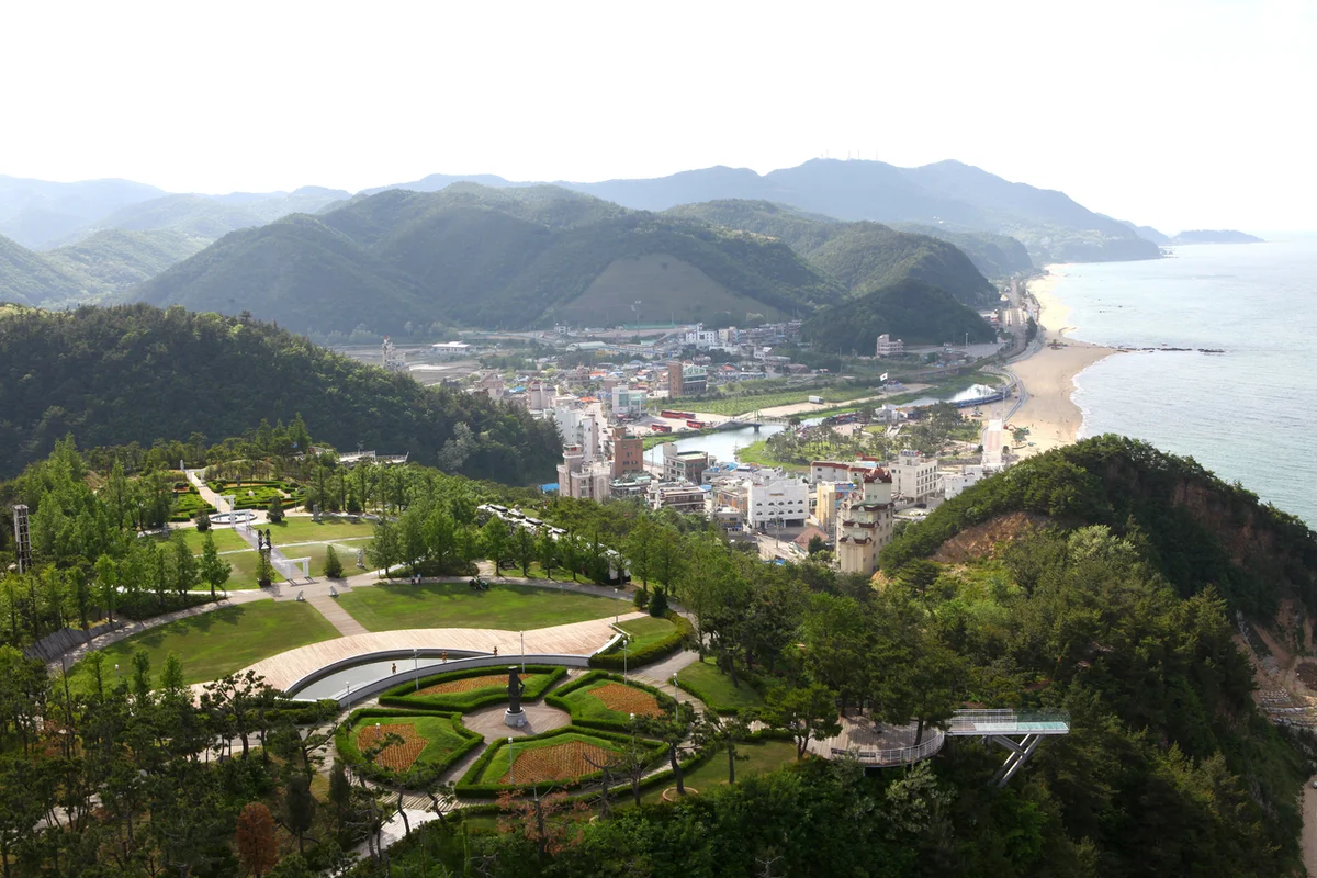 정동진 부모님 모시고, 동해의 절경을 감상할 썬크루즈 테마공원 - 정동진여행 여행