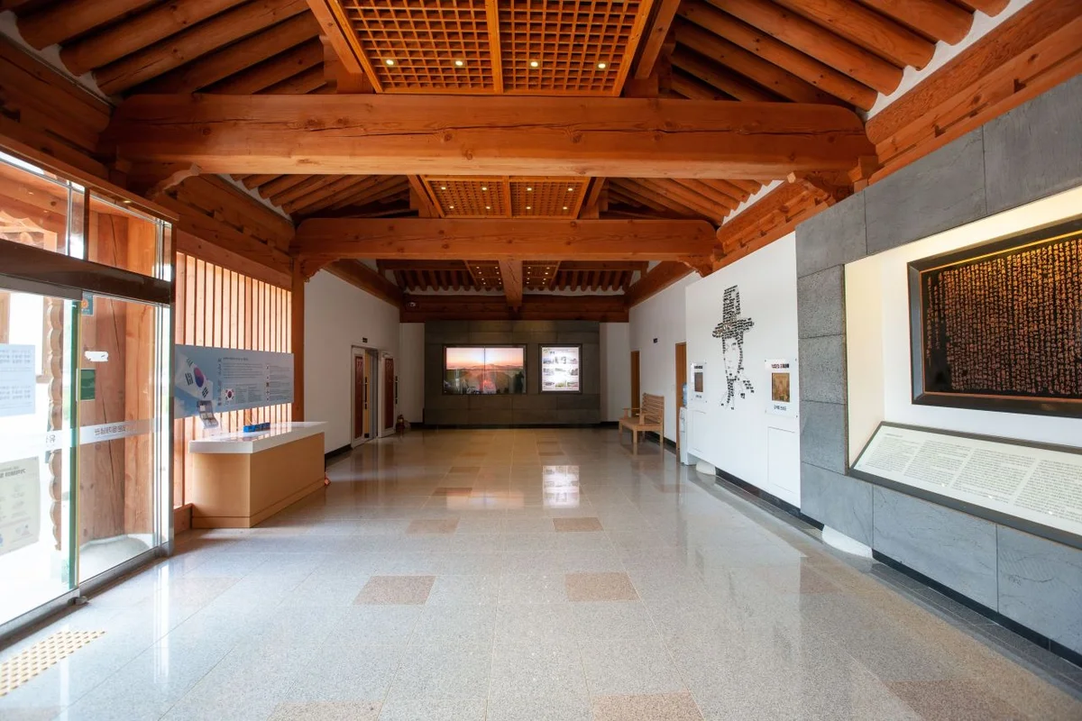 독립기념관 겨레의탑 - 독립기념관 여행