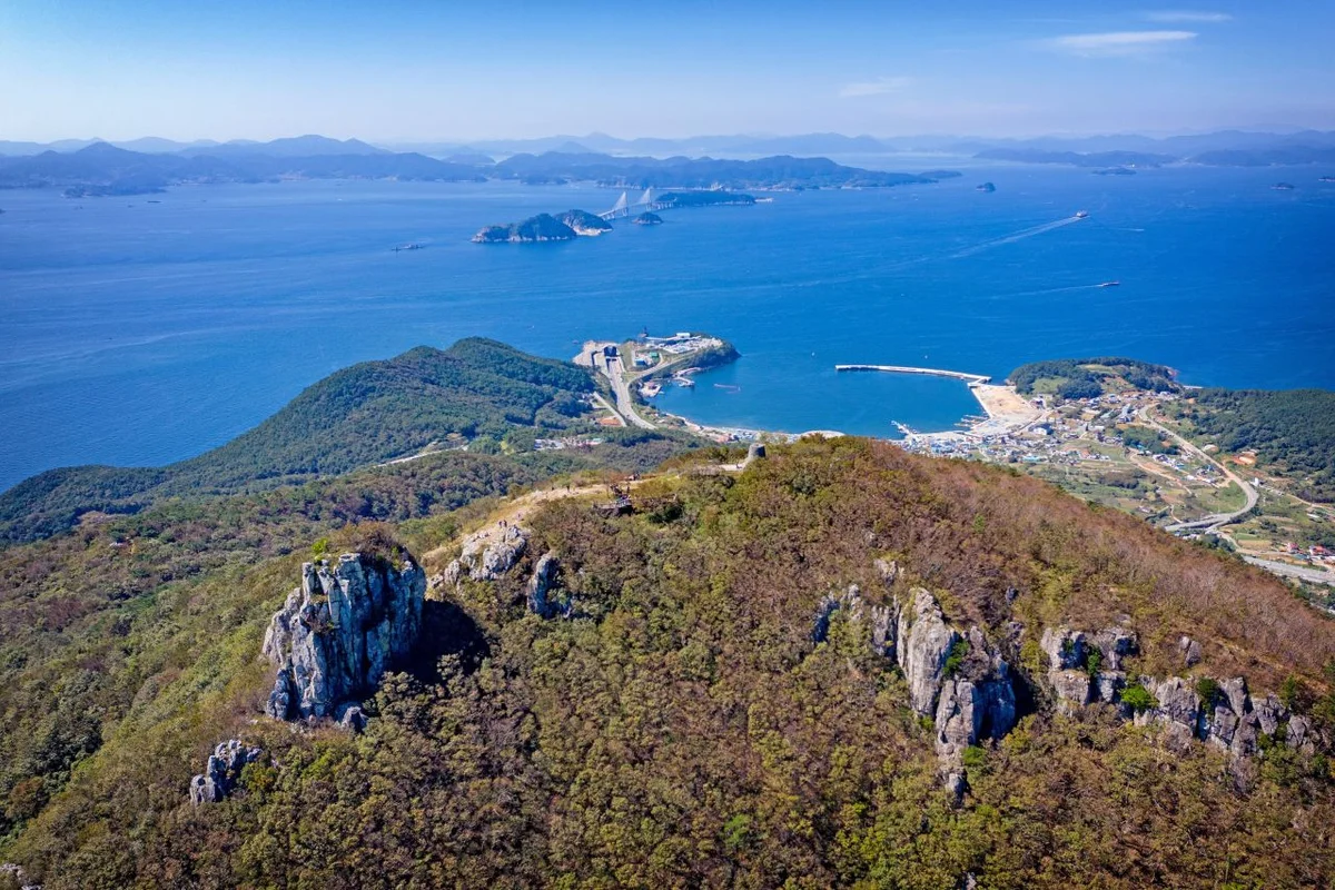 서구 낚시 (출처 : 한국관광공사)